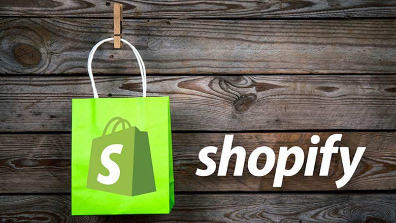 Professional Shopify store development with custom design and features